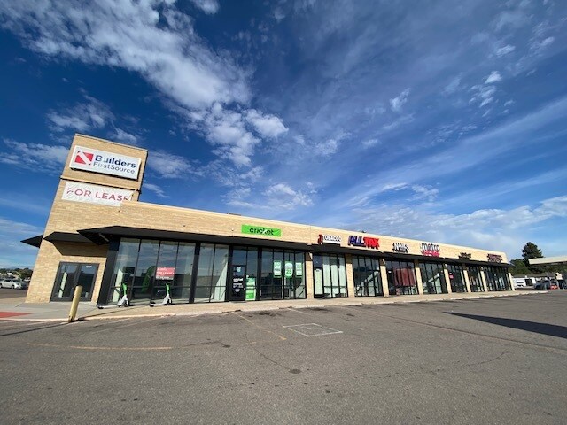 4833 Pecos St, Denver, CO à louer Photo de l’immeuble– Image 1 sur 6