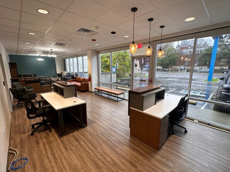 2306 W End Ave, Nashville, TN à louer - Photo intérieure – Image 3 sur 4