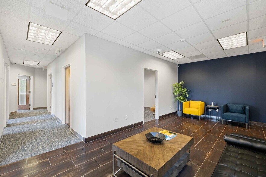 8801 Fast Park Dr, Raleigh, NC à louer - Photo intérieure – Image 3 sur 10