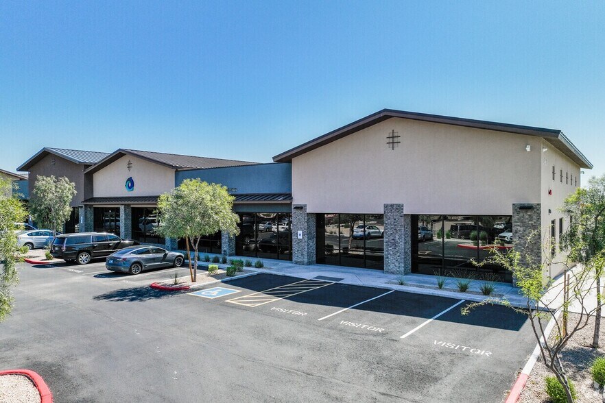 8325 W happy valley Rd, Peoria, AZ à louer - Photo de l’immeuble – Image 2 sur 16
