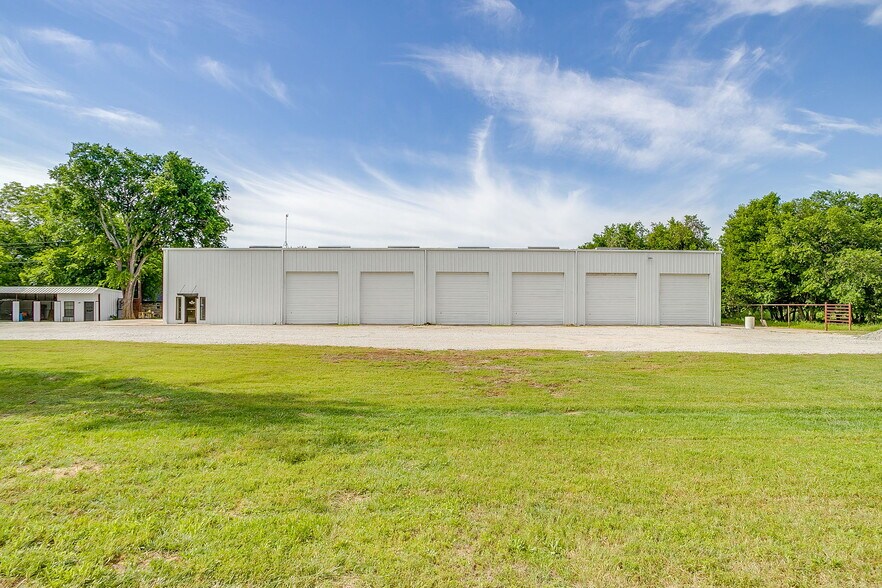 1600 FM 3433, Newark, TX à vendre - Photo de l’immeuble – Image 3 sur 43