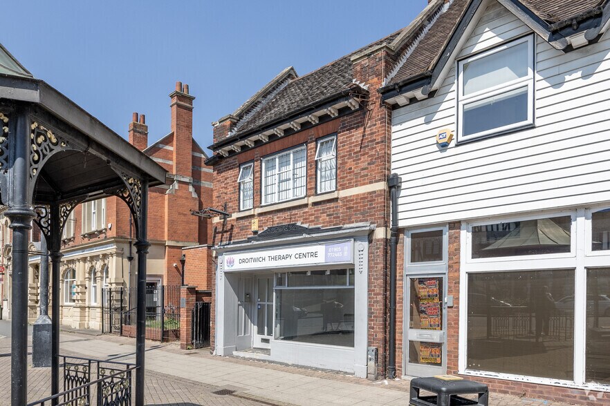9 Victoria Sq, Droitwich à louer - Photo de l’immeuble – Image 3 sur 3