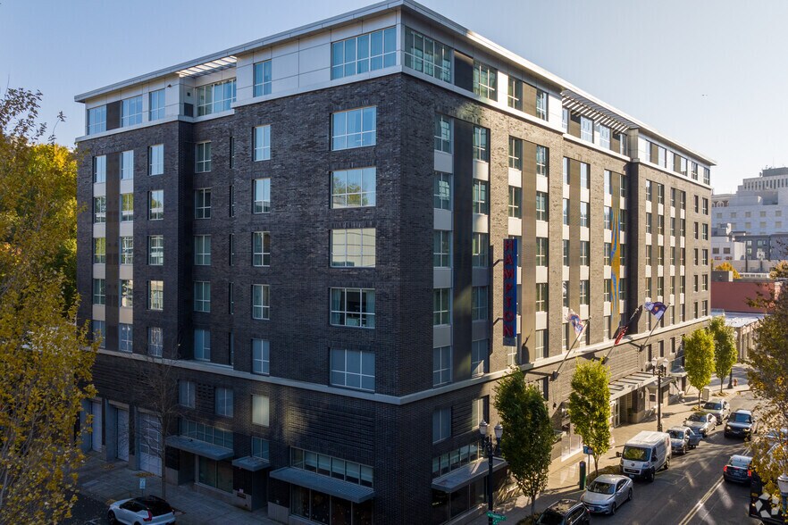 325 NW Park Avenue, Portland, OR à louer - Photo de l’immeuble – Image 3 sur 11