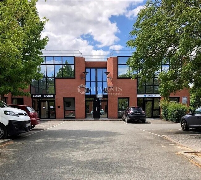 Plus de détails pour Bureau à louer