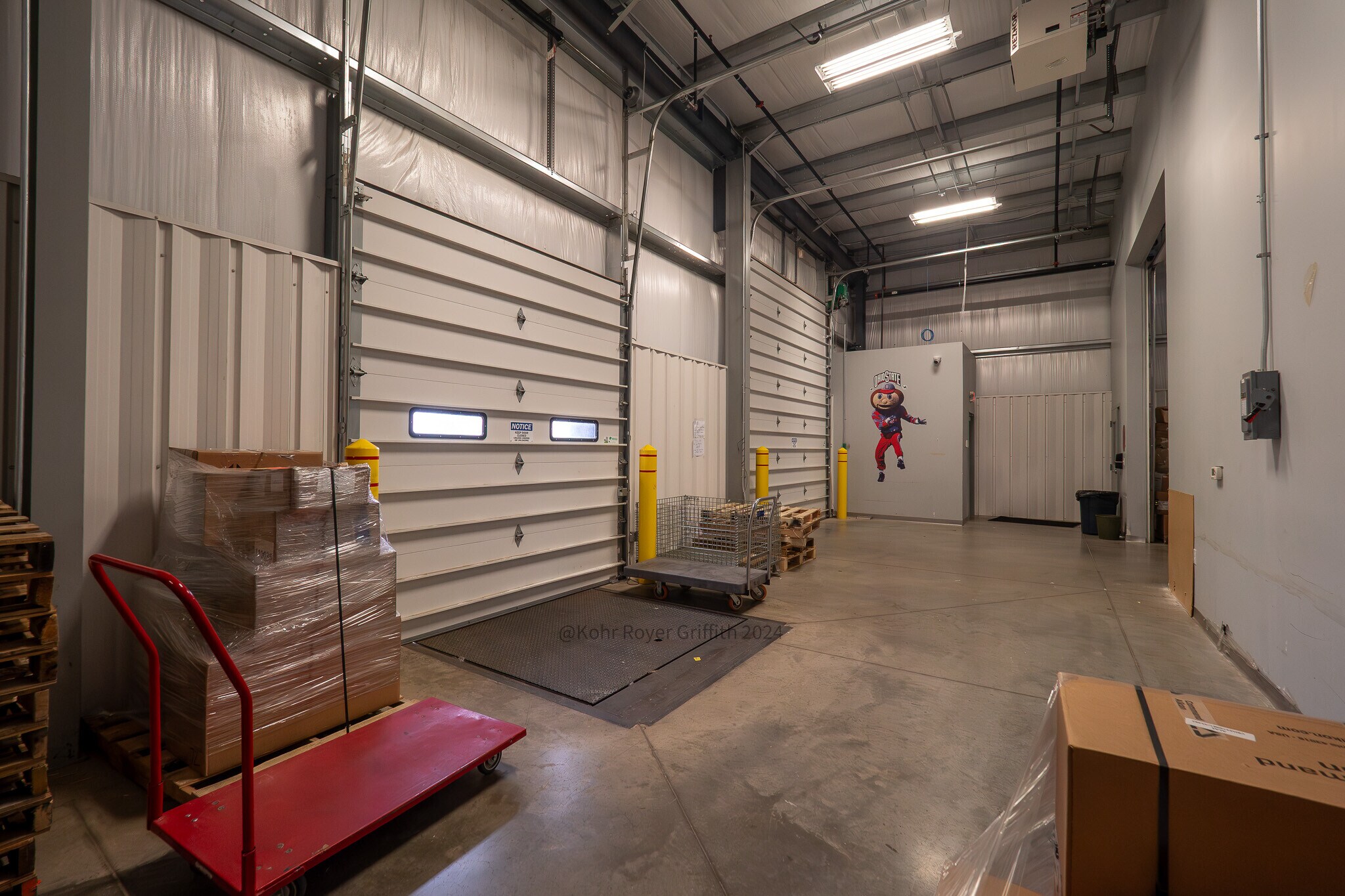 6750 Crosby Ct, Dublin, OH à vendre Photo principale– Image 1 sur 9