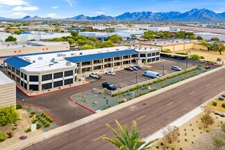 Plus de détails pour 7900 E Greenway Rd, Scottsdale, AZ - Local d'activités à louer