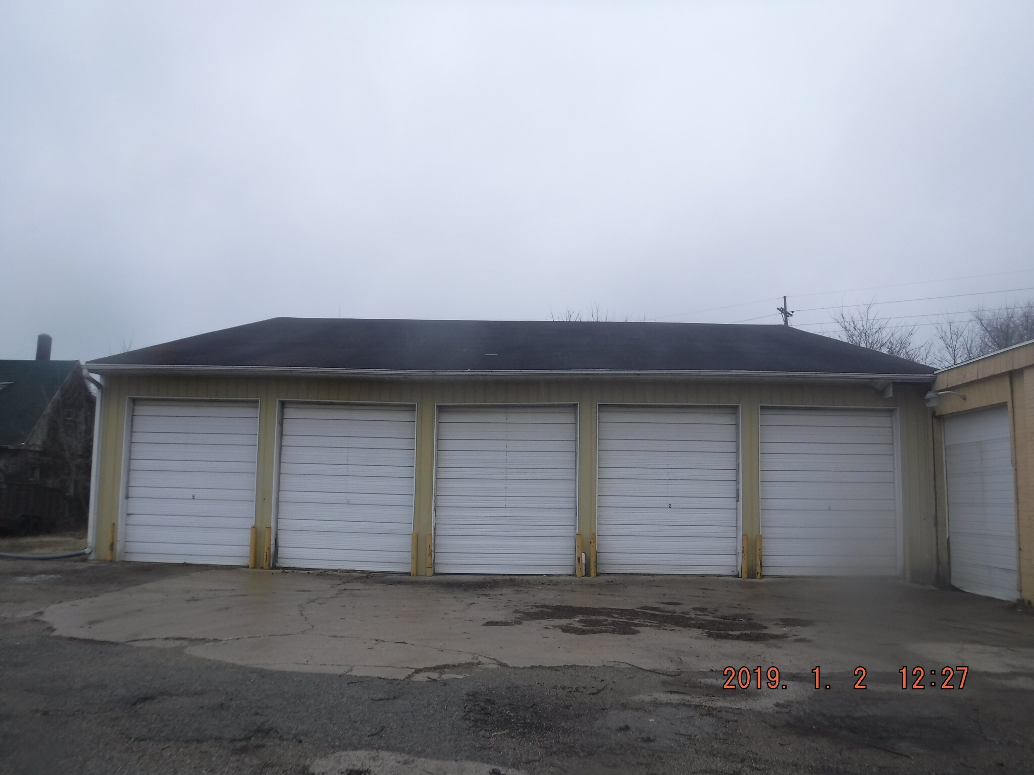 842 Portage St, Kalamazoo, MI à vendre Photo de l’immeuble– Image 1 sur 8