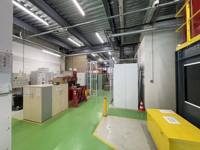 Industriel/Logistique dans Nanterre à louer - Photo intérieure – Image 2 sur 28