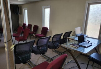 2393 Coon Rapids Blvd NW, Coon Rapids, MN à vendre Photo intérieure– Image 1 sur 5