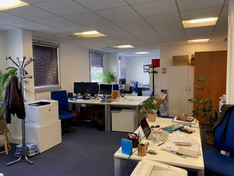 175/177 Rue D'Aguesseau, Boulogne-Billancourt à louer - Photo intérieure – Image 3 sur 7