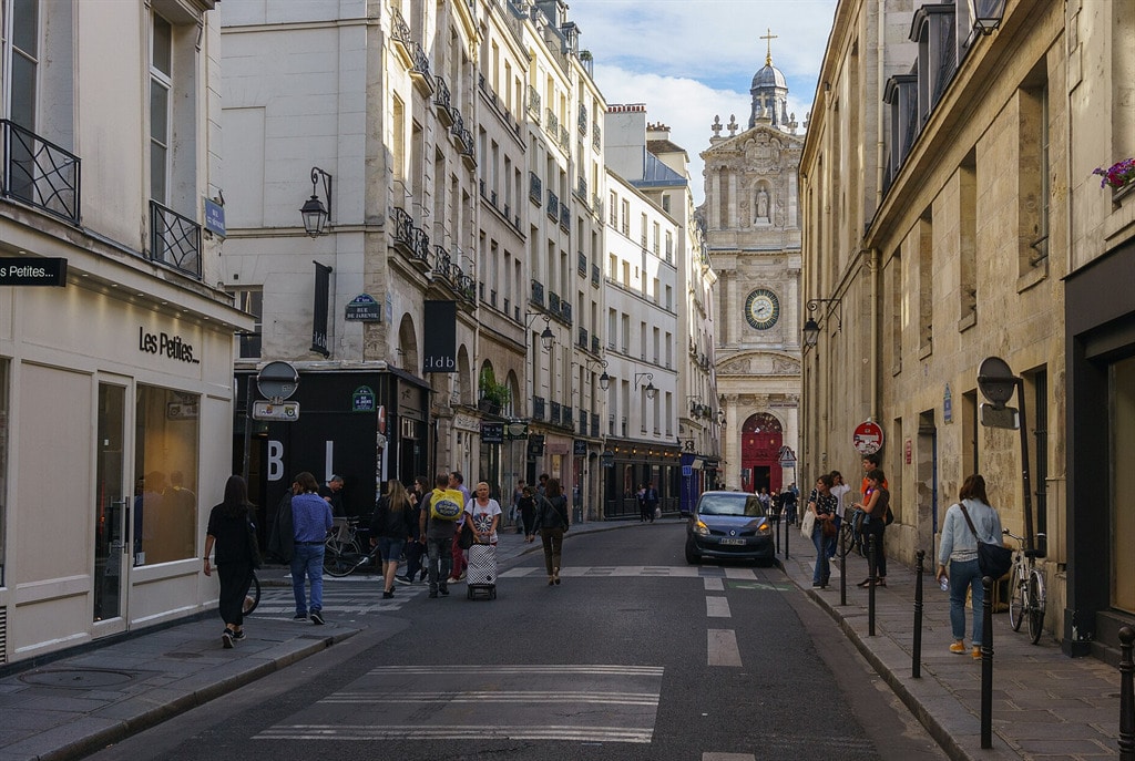 Local commercial dans Paris à louer Photo de l’immeuble– Image 1 sur 4