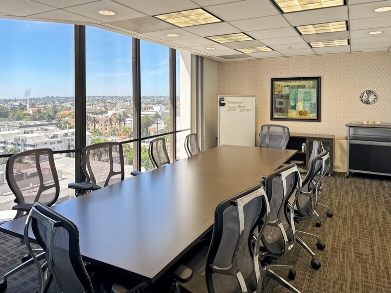 8383 Wilshire Blvd, Beverly Hills, CA à louer - Photo de l’immeuble – Image 2 sur 16