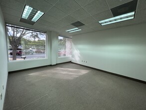 6400 N Congress Ave, Boca Raton, FL à louer Photo intérieure– Image 2 sur 5