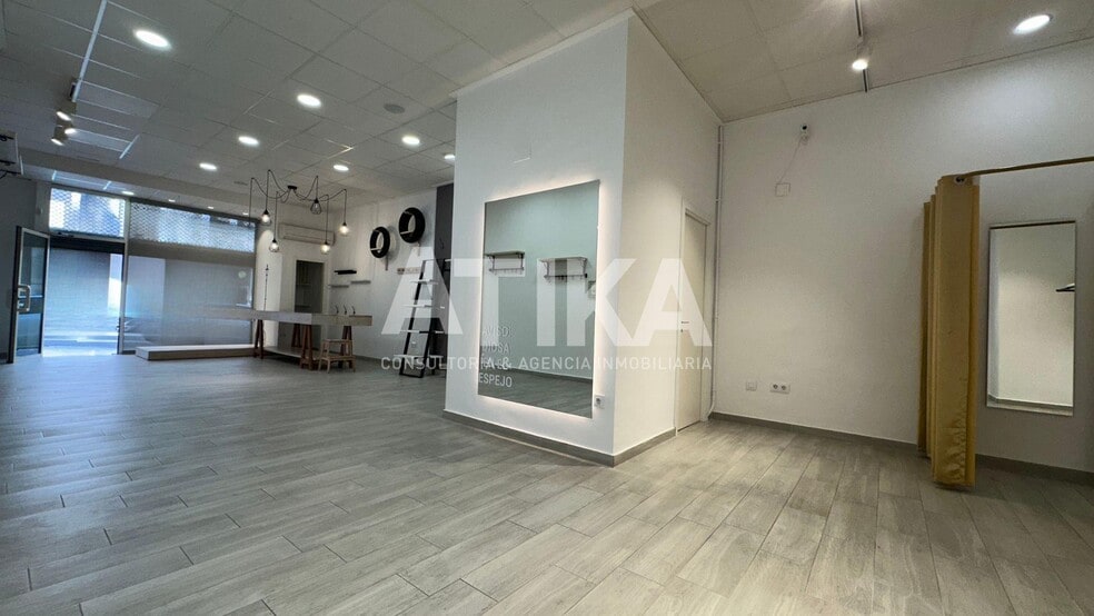 Local commercial dans Ontinyent, Valencia à louer - Photo intérieure – Image 1 sur 20