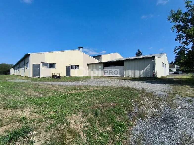 Local d'activités dans Montaignac-sur-Doustre à vendre - Photo de l’immeuble – Image 2 sur 14