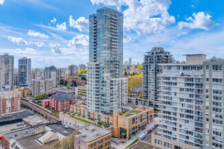 Plus de détails pour 42 Sixth St, New Westminster, BC - Local commercial à louer