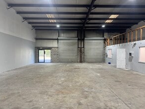 9556 Historic Kings Rd S, Jacksonville, FL à louer Photo intérieure– Image 1 sur 3