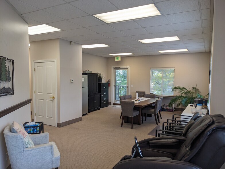 3375 W Mayflower Ave, Lehi, UT à louer - Photo de l’immeuble – Image 3 sur 9