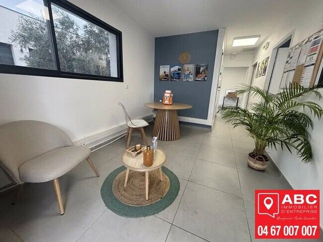 Plus de détails pour Bureau à louer