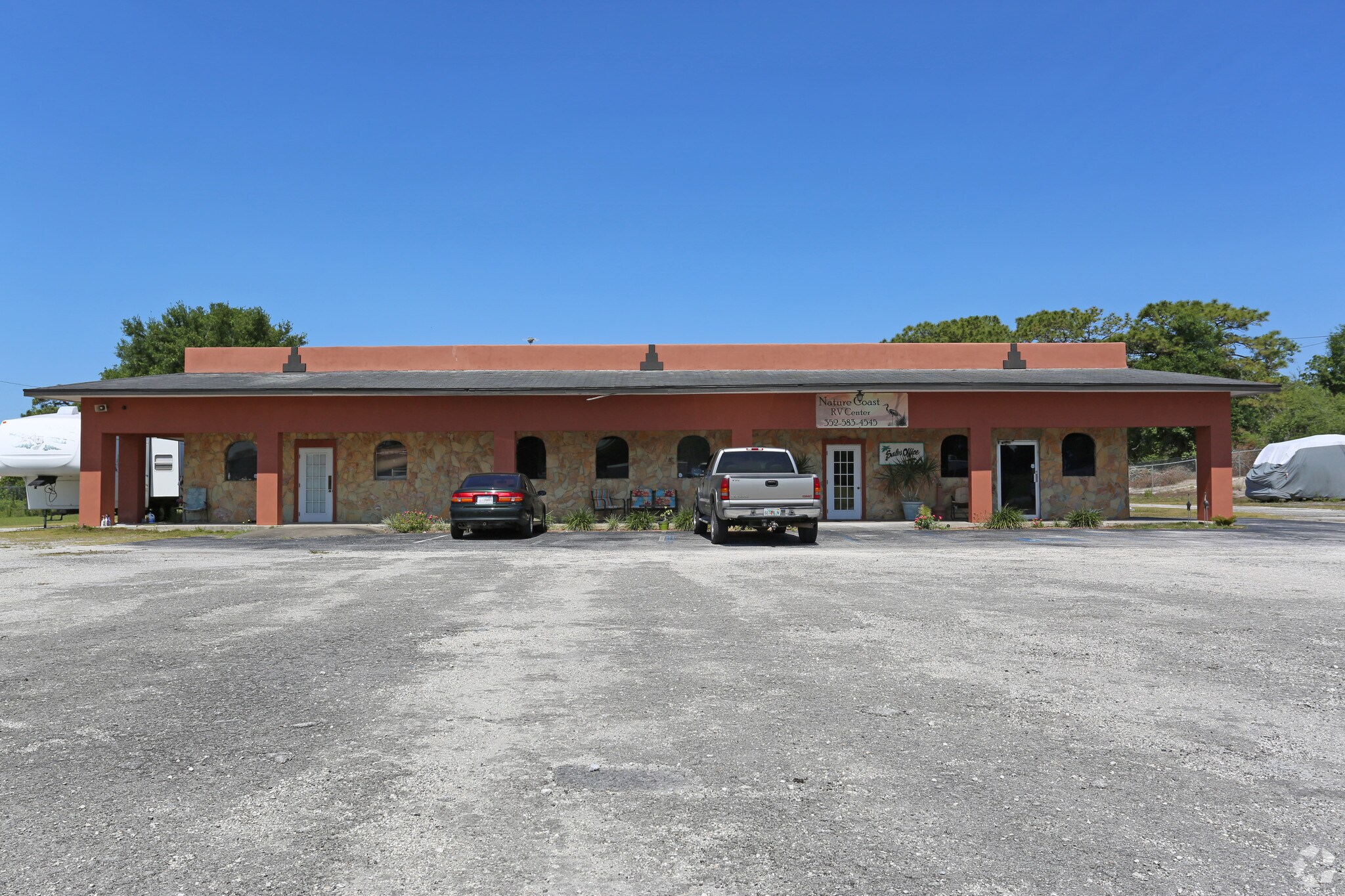 5273 Treiman Blvd, Dade City, FL à vendre Photo principale– Image 1 sur 4