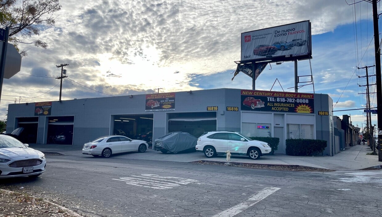 7540-7544 Balboa Blvd, Van Nuys, CA à louer Photo de l’immeuble– Image 1 sur 2