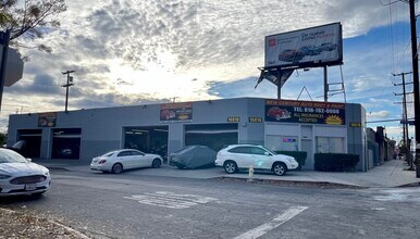 7540-7544 Balboa Blvd, Van Nuys, CA à louer Photo de l’immeuble– Image 1 sur 2