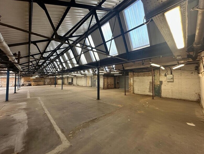 86 Pullman Rd, Wigston à louer - Photo de l’immeuble – Image 2 sur 5