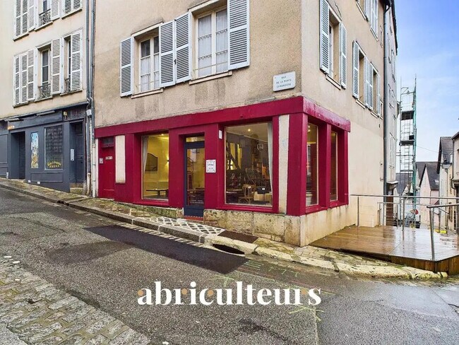Plus de détails pour 15 Rue De La Porte Cendreuse, Chartres - Local commercial à vendre