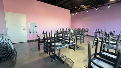 1411-1475 Veterans Pky, Yorkville, IL à louer - Vidéo sur l’annonce professionnelle 