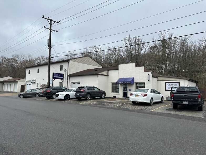 130 E O'Hara St, Mc Donald, PA à vendre - Photo principale – Image 1 sur 35