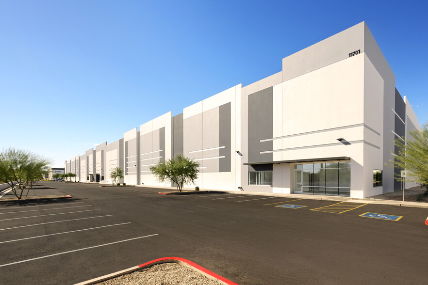 11701 N 132nd Ave, Surprise, AZ à louer - Photo de l’immeuble – Image 1 sur 5