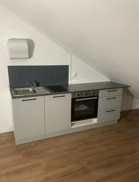 Bureau dans Beauvais à louer - Photo intérieure – Image 3 sur 35
