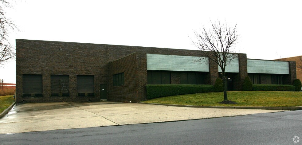 1150 Thomas Busch Memorial Hwy, Pennsauken, NJ à louer - Photo de l’immeuble – Image 2 sur 4