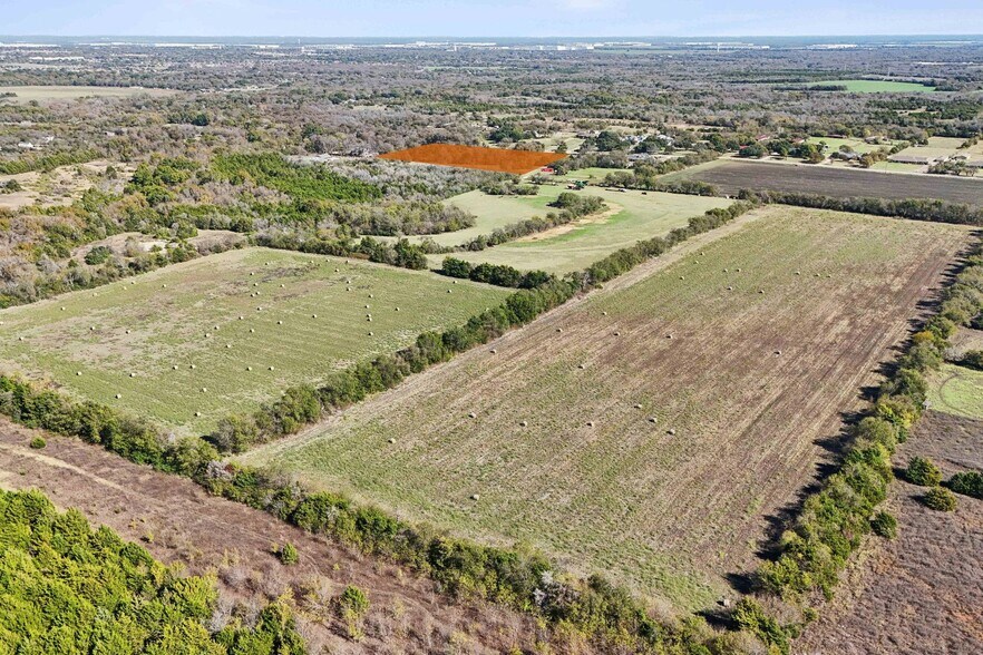 1301 N Houston School Rd, Lancaster, TX à vendre - Photo de l’immeuble – Image 2 sur 4