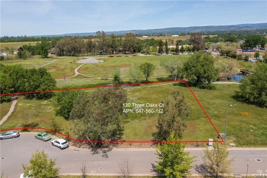130 Three Oaks Ct, Chico, CA à vendre - Photo de l’immeuble – Image 2 sur 4