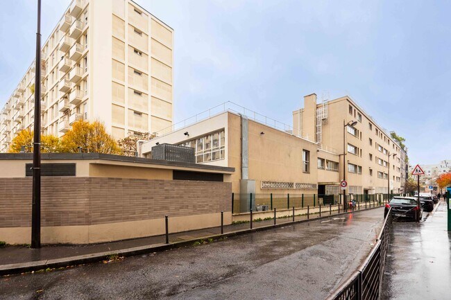 Plus de détails pour Bureau à louer