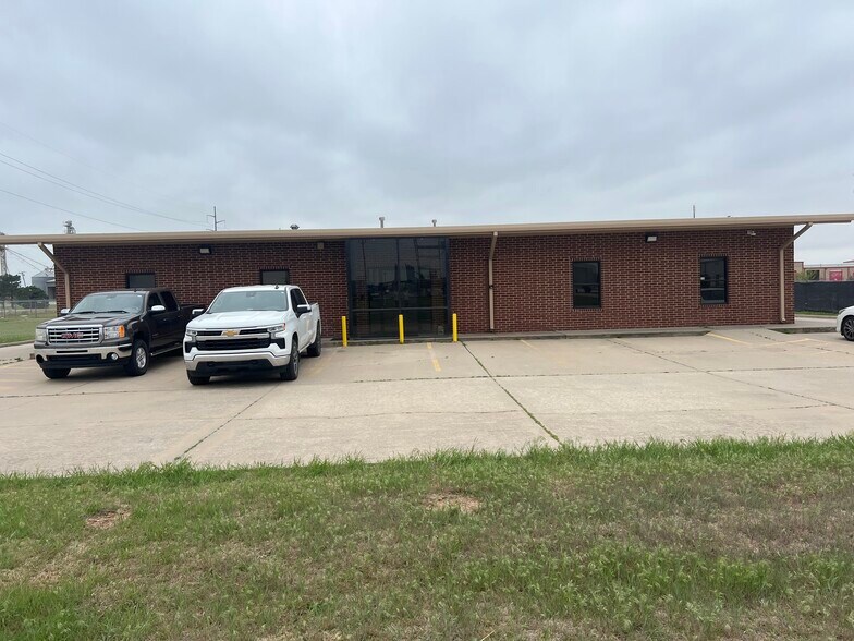 3900 Valley Park Dr, El Reno, OK à vendre - Photo de l’immeuble – Image 3 sur 6