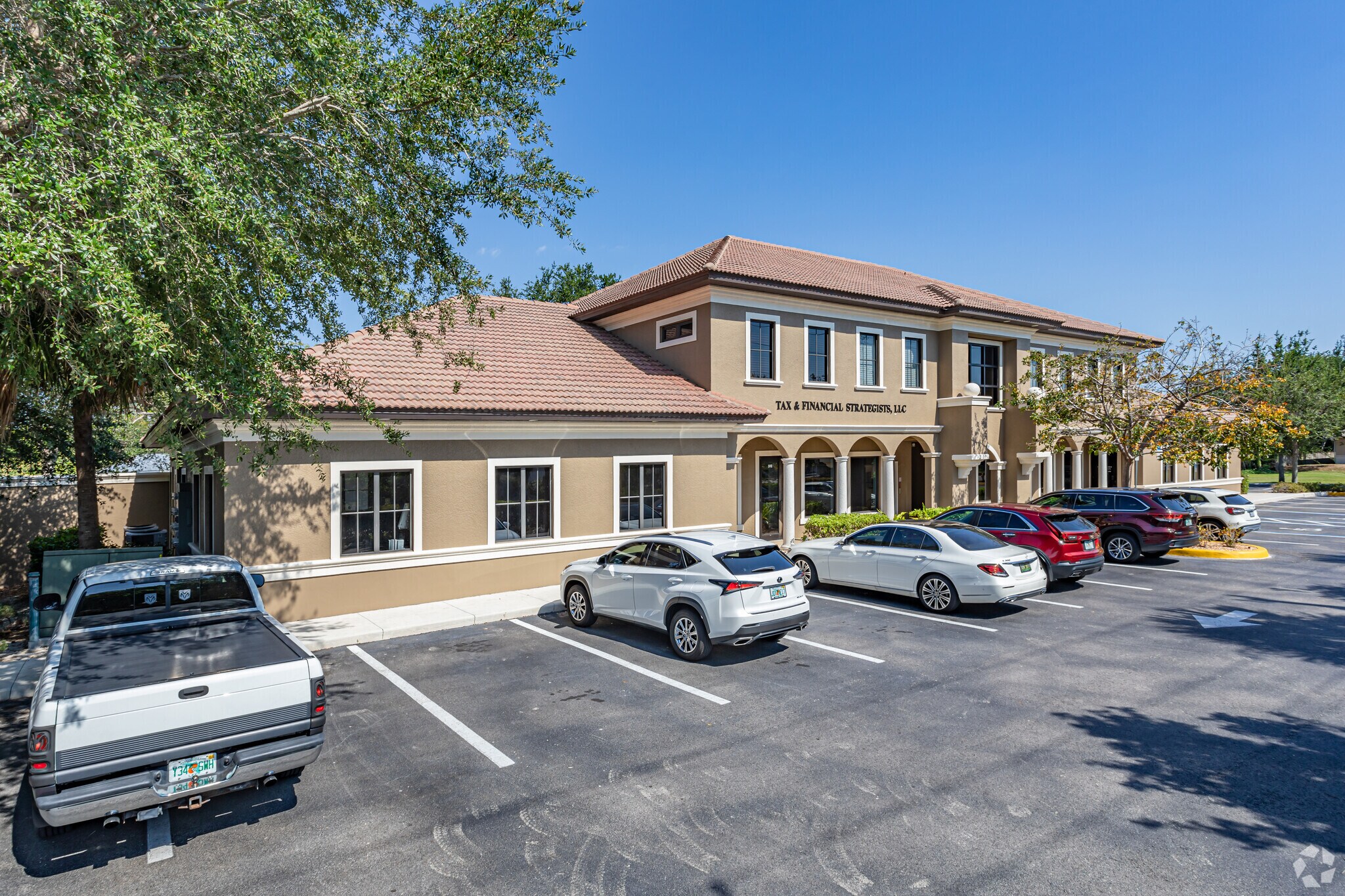 28089 Vanderbilt Dr, Bonita Springs, FL à vendre Photo principale– Image 1 sur 12