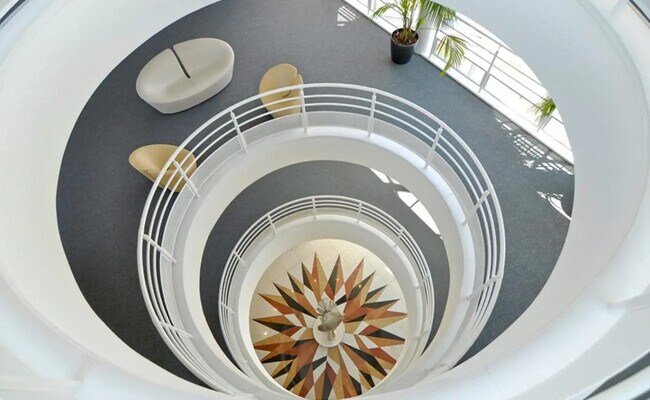 Plus de détails pour 6 Rue Hélène Boucher, Guyancourt - Bureau à louer