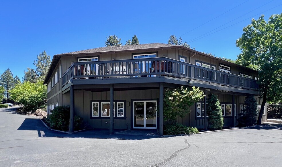 547 SW 13th St, Bend, OR à louer - Photo de l’immeuble – Image 2 sur 11