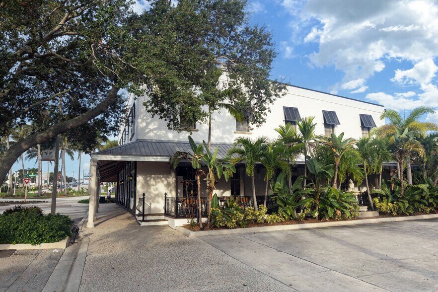 1893-1899 NE Jensen Beach Blvd, Jensen Beach, FL à vendre - Photo de l’immeuble – Image 3 sur 8