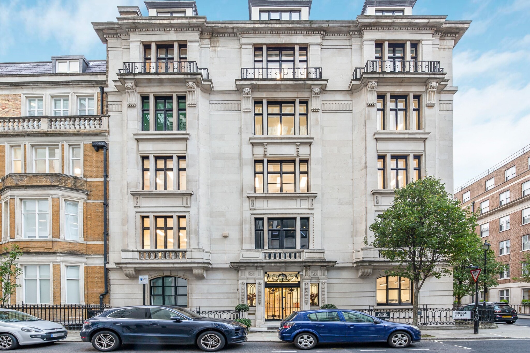 1 Duchess St, Londres à louer Photo de l’immeuble– Image 1 sur 11