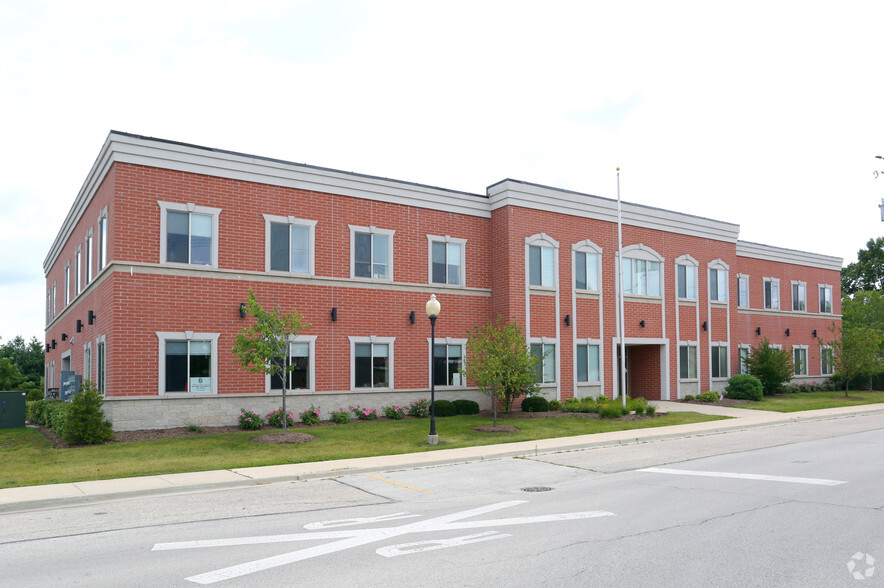 204 E Prairie, Marengo, IL à louer - Photo de l’immeuble – Image 2 sur 3