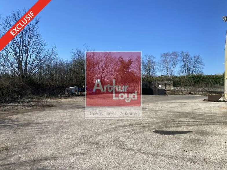 Industriel/Logistique dans Barberey-Saint-Sulpice à louer - Photo de l’immeuble – Image 3 sur 10