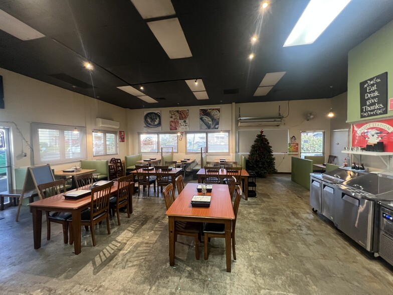 46-138 Kahuhipa St, Kaneohe, HI à louer - Photo intérieure – Image 1 sur 9