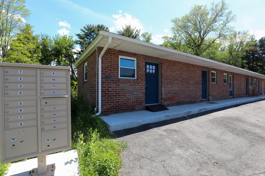 14311 Route 9W, Ravena, NY à vendre - Photo de l’immeuble – Image 3 sur 31