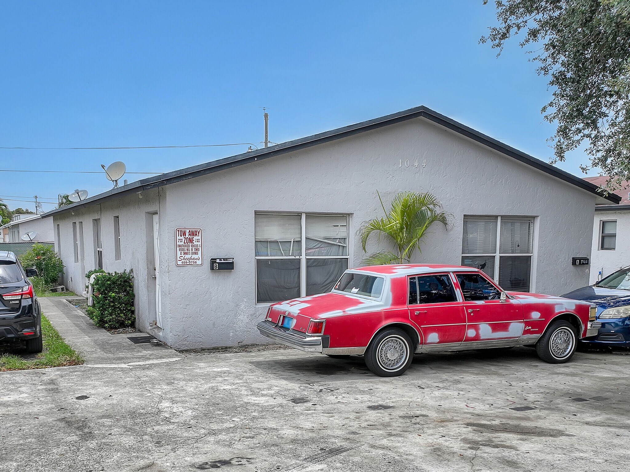 1044 W 8th St, Riviera Beach, FL à vendre Photo principale– Image 1 sur 2