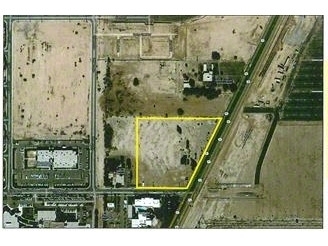 196 W Legion Rd, Brawley, CA à louer - Photo de l’immeuble – Image 1 sur 4