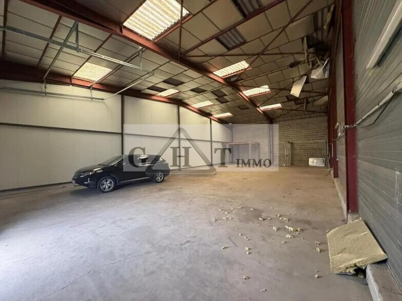 Industriel/Logistique dans Moissy-Cramayel à vendre - Photo de l’immeuble – Image 1 sur 9