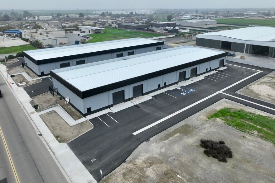 722 Industrial Ave, Tulare, CA à louer - Photo de la construction – Image 2 sur 2
